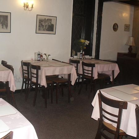 Balmoral Guest House Blackpool Bagian luar foto