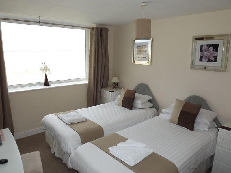 Balmoral Guest House Blackpool Bagian luar foto